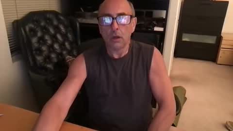 daddy vegas  for single women and couples here online show from 01.10.26