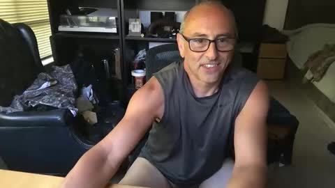 daddy vegas  for single women and couples here online show from 03.05.26