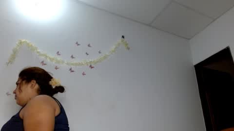 Snapshot of 69smallstar chatting on 10.30.25 star online show from 10.30.25