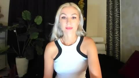 Snapshot of 6noangel66 chatting on 11.07.25 SABOTAGE online show from 11.07.25