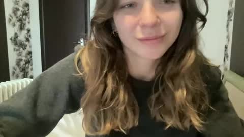 75sowet018 online show from 10.19.25