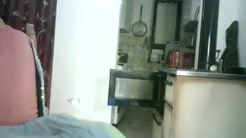 Lilu online show from 11.10.25