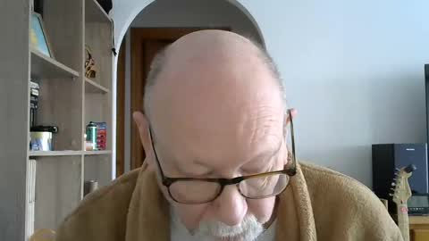  Papi  online show from 12.08.24