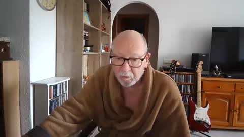  Papi  online show from 02.19.25