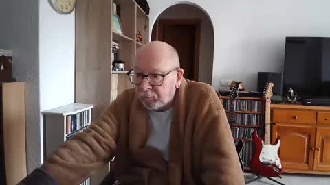  Papi  online show from 02.20.25
