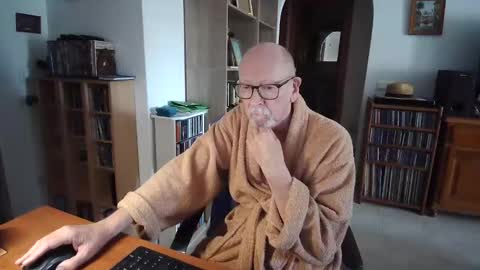  Papi  online show from 04.07.26