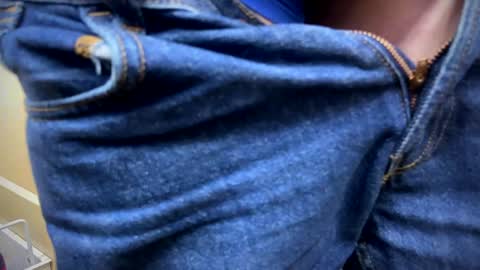 Snapshot of 7znkbob chatting on 02.05.25 bob big head online show from 02.05.25