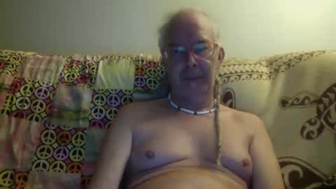 Snapshot of 808dred chatting on 05.30.26 808dred online show from 05.30.26