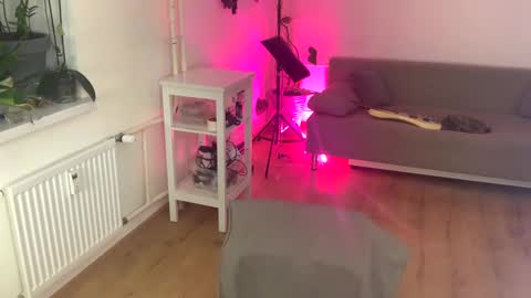 Ivy online show from 01.15.25