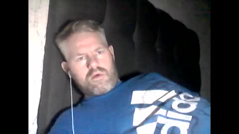 Snapshot of 81jonnyx chatting on 12.12.24 81jonnyx online show from 12.12.24