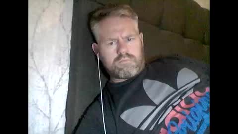 Snapshot of 81jonnyx chatting on 12.13.24 81jonnyx online show from 12.13.24