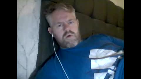 Snapshot of 81jonnyx chatting on 12.21.24 81jonnyx online show from 12.21.24