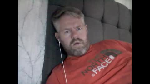 Snapshot of 81jonnyx chatting on 12.24.24 81jonnyx online show from 12.24.24
