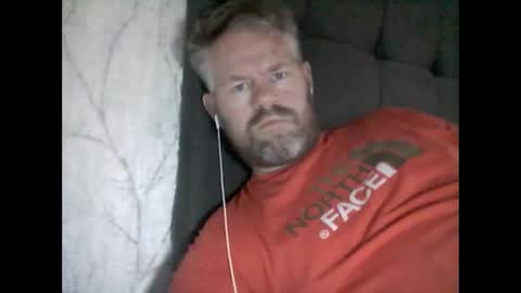Snapshot of 81jonnyx chatting on 01.04.25 81jonnyx online show from 01.04.25