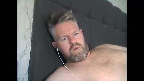 Snapshot of 81jonnyx chatting on 03.11.25 81jonnyx online show from 03.11.25