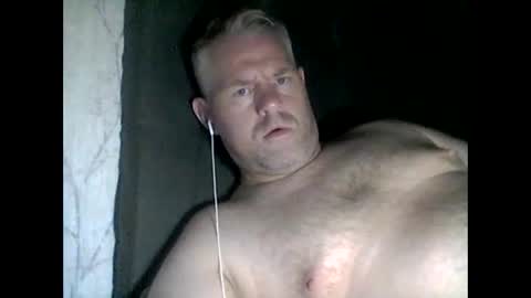 Snapshot of 81jonnyx chatting on 10.03.25 81jonnyx online show from 10.03.25