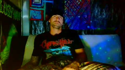 EvelDicknievel1 online show from 10.19.25