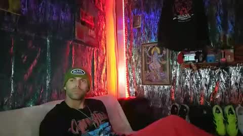 EvelDicknievel1 online show from 12.16.25