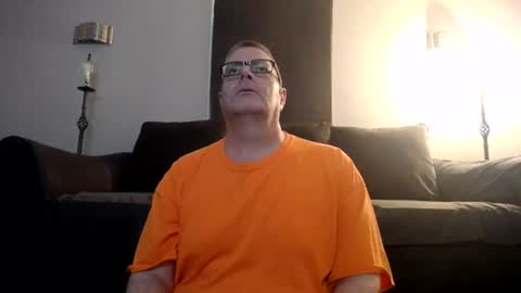 Snapshot of 989guy chatting on 06.18.26 989guy online show from 06.18.26