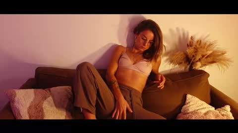 Snapshot of 9calliope chatting on 10.24.25 9calliope online show from 10.24.25