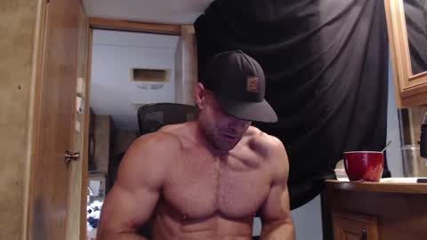 Snapshot of 9fat_inches chatting on 09.09.25 9 fat inches online show from 09.09.25