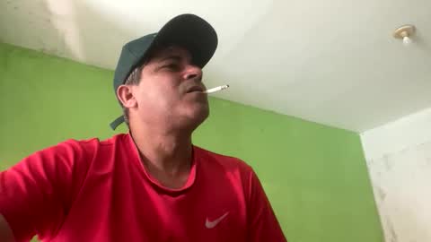 Snapshot of 9vinhocamshow chatting on 10.02.25 9vinhocamshow online show from 10.02.25