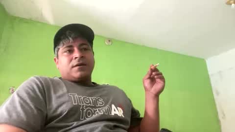 Snapshot of 9vinhocamshow chatting on 10.12.25 9vinhocamshow online show from 10.12.25