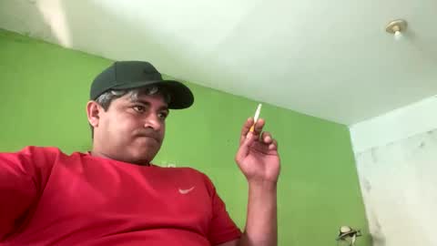 Snapshot of 9vinhocamshow chatting on 10.17.25 9vinhocamshow online show from 10.17.25