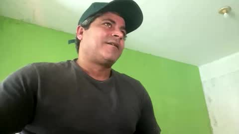 Snapshot of 9vinhocamshow chatting on 11.08.25 9vinhocamshow online show from 11.08.25