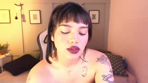 Snapshot of _abigaill_1 chatting on 12.05.24 abigaill online show from 12.05.24