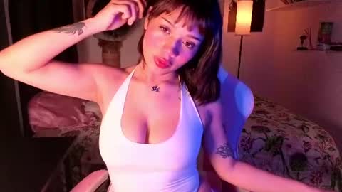 Snapshot of _abigaill_1 chatting on 07.18.26 abigaill online show from 07.18.26