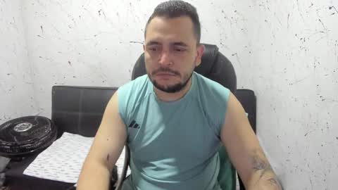 Snapshot of _ace_ventura chatting on 10.26.25 ---- online show from 10.26.25