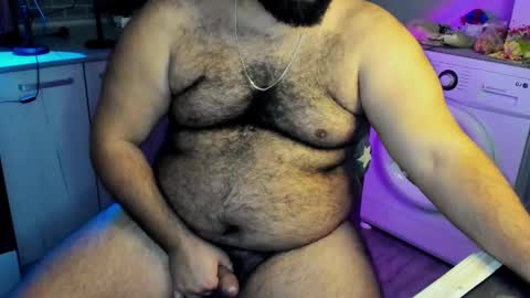 Snapshot of _alan_bear_ chatting on 12.10.24 Alan online show from 12.10.24