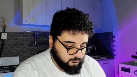 Snapshot of _alan_bear_ chatting on 12.11.24 Alan online show from 12.11.24