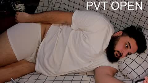 Snapshot of _alan_bear_ chatting on 03.04.25 Alan online show from 03.04.25