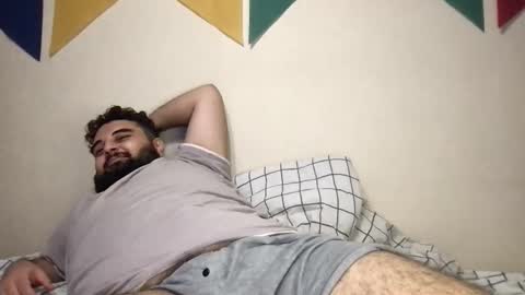 Snapshot of _alan_bear_ chatting on 09.22.25 Alan online show from 09.22.25