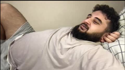 Snapshot of _alan_bear_ chatting on 10.04.25 Alan online show from 10.04.25