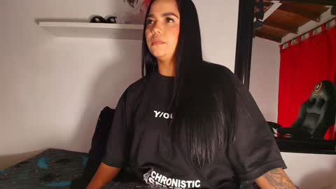 Snapshot of _alexaa_20 chatting on 01.18.25 Alexa online show from 01.18.25