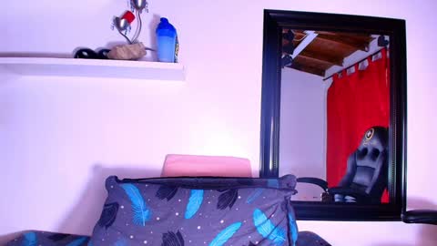 Snapshot of _alexaa_20 chatting on 01.24.25 Alexa online show from 01.24.25