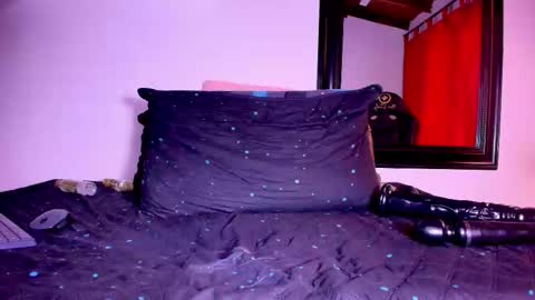 Snapshot of _alexaa_20 chatting on 02.11.25 Alexa online show from 02.11.25