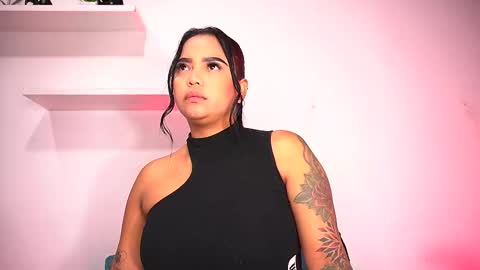 Snapshot of _alexaa_20 chatting on 10.11.25 Alexa online show from 10.11.25