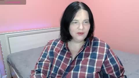 Snapshot of _alexandra_ray_ chatting on 10.07.25 _alexandra_ray_ online show from 10.07.25