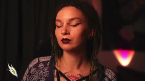 Snapshot of _alicemorrison_ chatting on 01.08.25 Alice Morrison Mistress Datura online show from 01.08.25