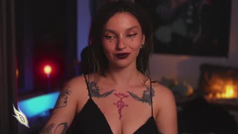 Snapshot of _alicemorrison_ chatting on 02.10.25 Alice Morrison Mistress Datura online show from 02.10.25