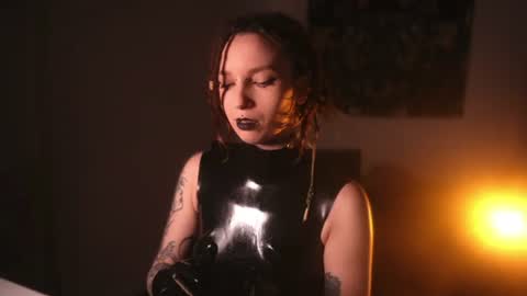 Snapshot of _alicemorrison_ chatting on 06.29.26 Alice Morrison Mistress Datura online show from 06.29.26