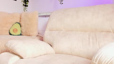 Snapshot of _alissonrose chatting on 12.16.24 Karo online show from 12.16.24