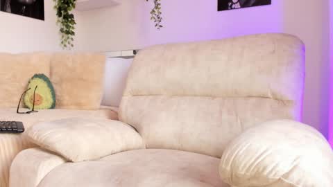 Snapshot of _alissonrose chatting on 01.28.25 Karo online show from 01.28.25