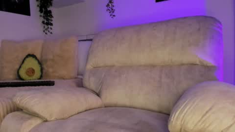 Snapshot of _alissonrose chatting on 02.03.25 Karo online show from 02.03.25