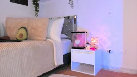 Snapshot of _alissonrose chatting on 09.08.25 Karo online show from 09.08.25