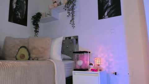 Snapshot of _alissonrose chatting on 09.17.25 Karo online show from 09.17.25